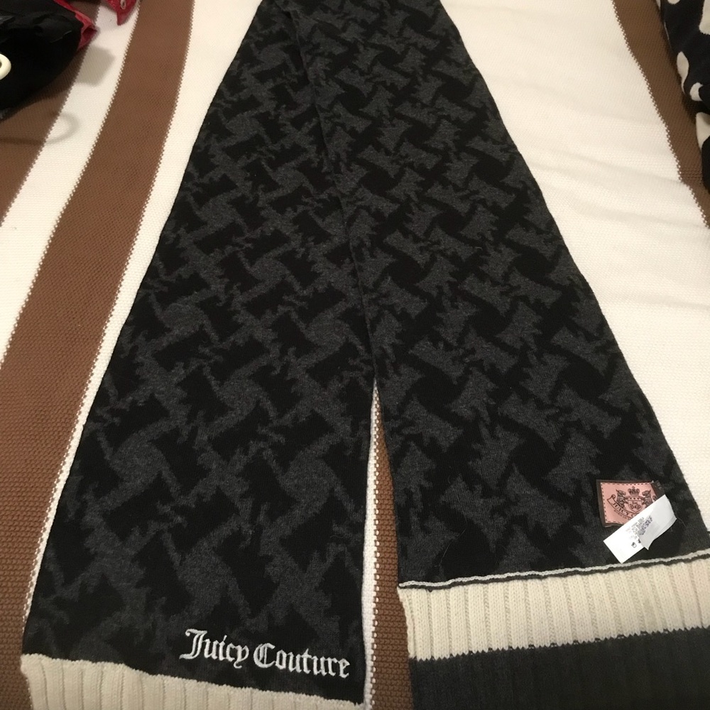 Jc Scarf